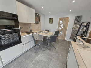 Photo 8- click for photo gallery